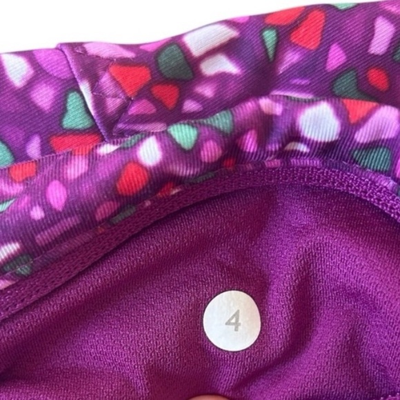 Lululemon Real Quick Crop Paradise Camo Royal Plum Size 4 - Picture 8 of 11